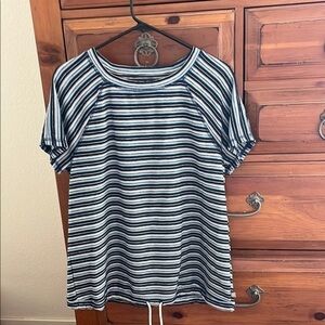 Talbots Blue and White Relaxed Sleeve Tee Preloved